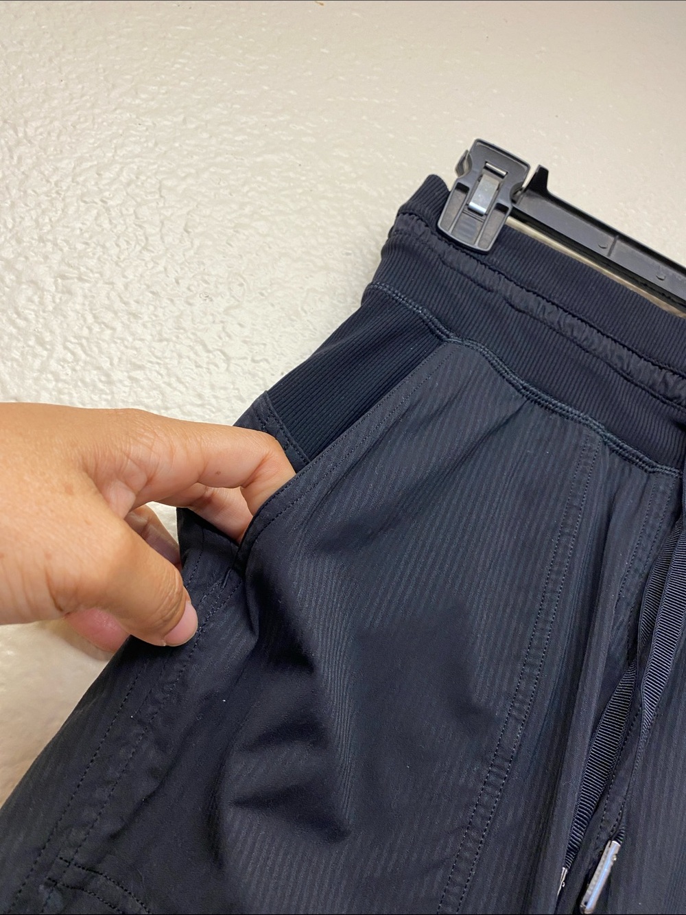 Lululemon Dance Studio Cropped Jogger - Picture 2 of 7